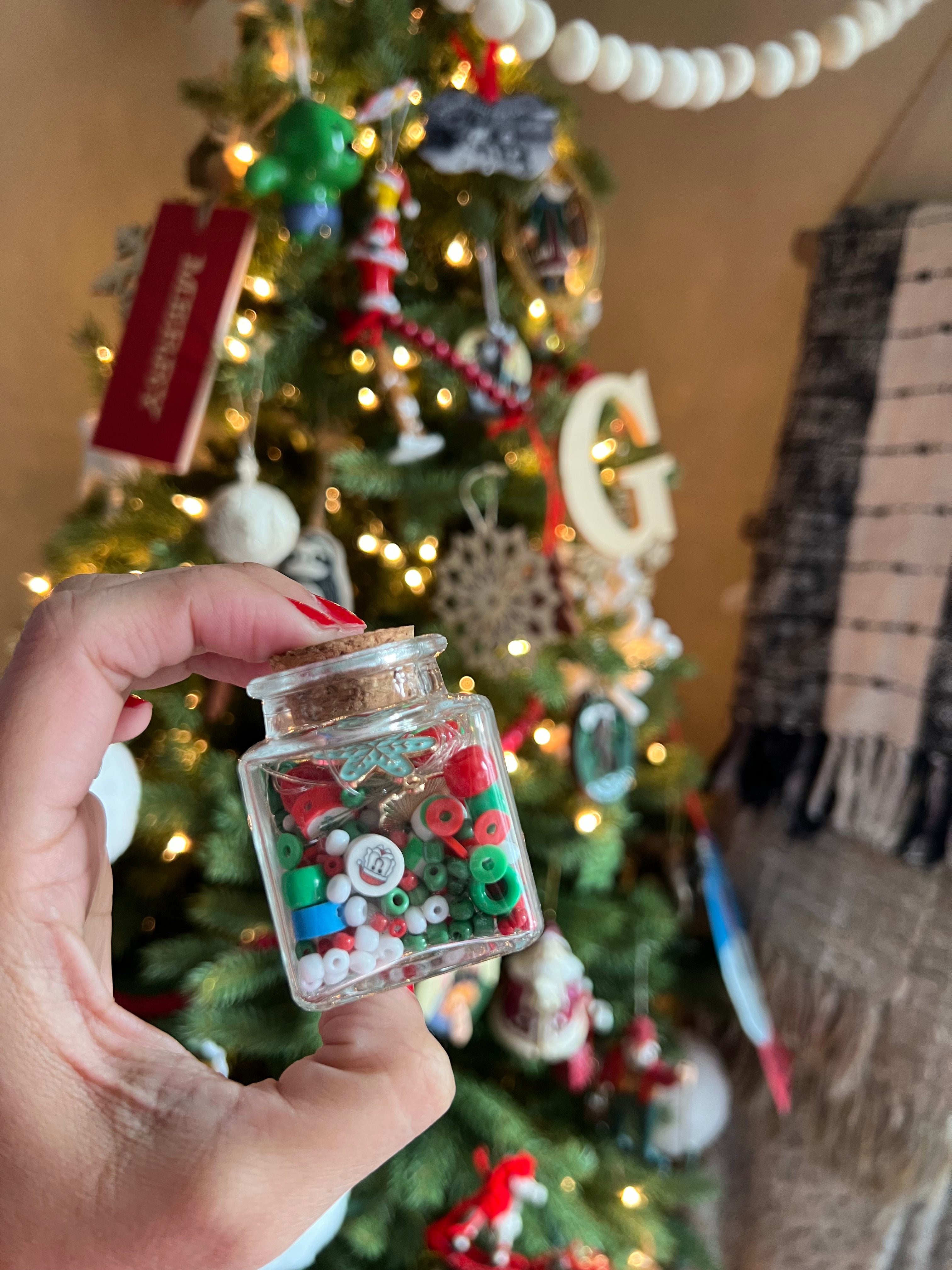 DIY Holiday Bracelets - The Ugly Cactus 